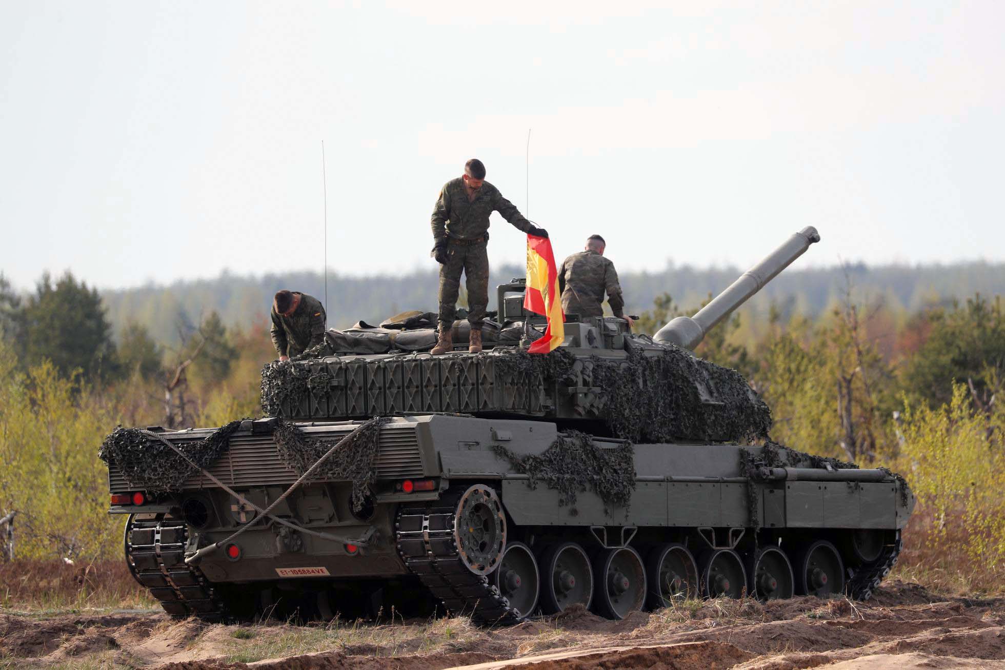 Read more about the article Leopard-Kampfpanzer für die Ukraine